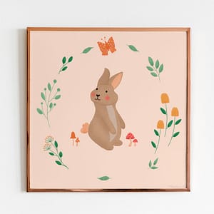 affiche d'une illustration trop mignonne pour enfant et bébé de louis le lapin idéal pour offrir ou décorer sa chambre beige